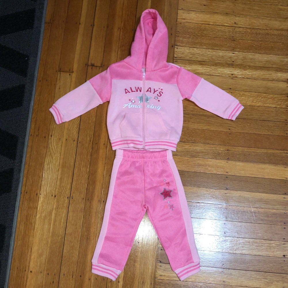 Kids real love outfit size 18m